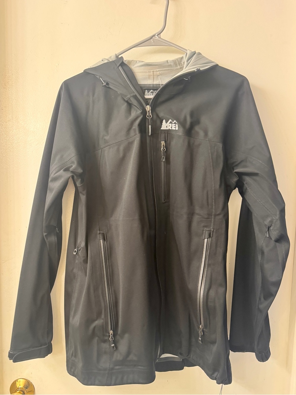 REI Elements womens Black Softshell rain Jacket